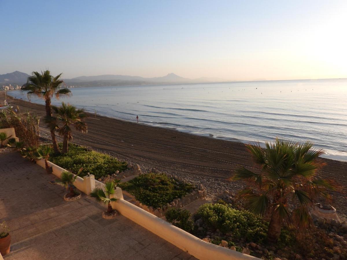 Espectacular Apartamento A Pie De Playa En Chalet Roquetes Alicante Bagian luar foto