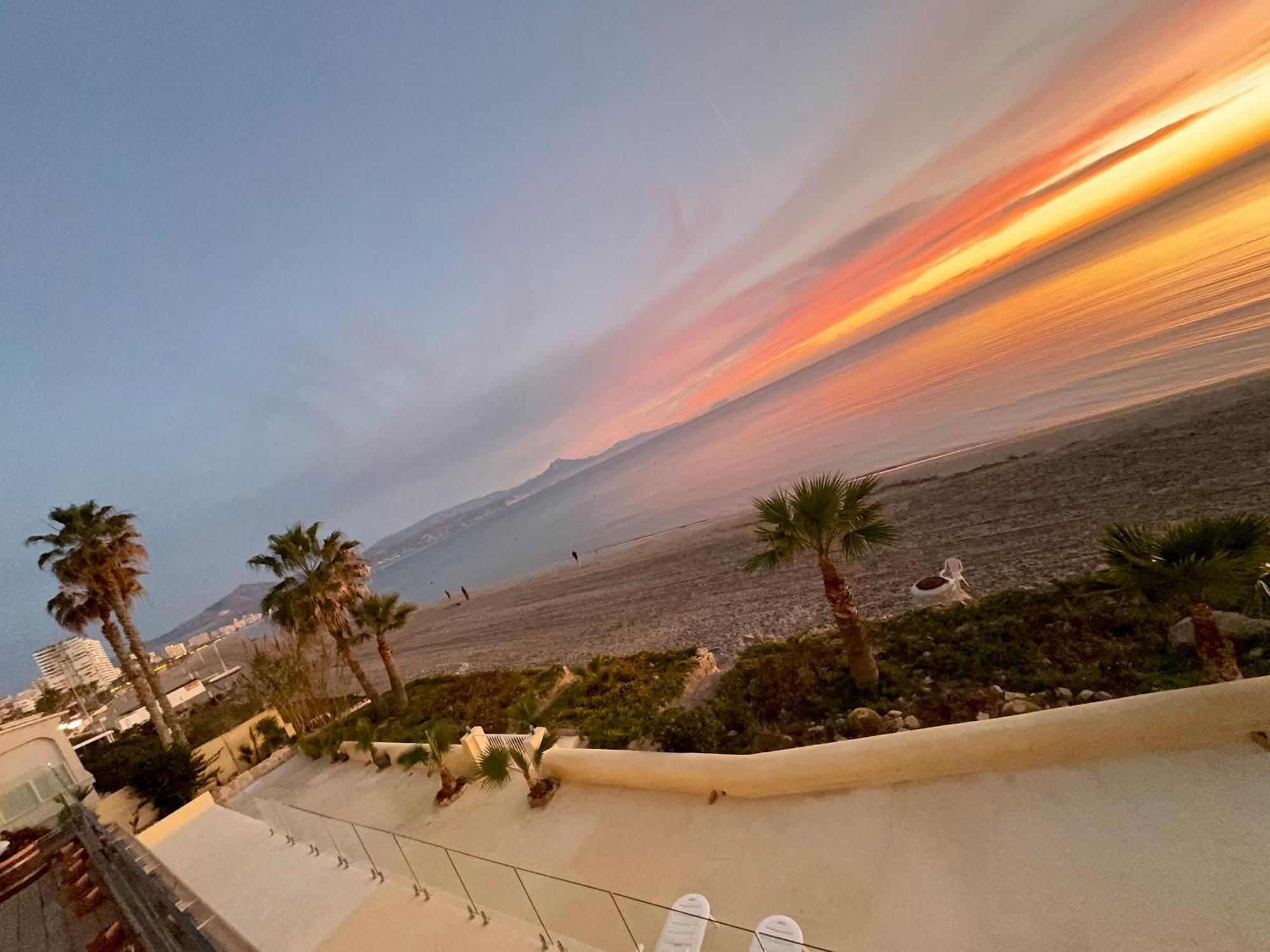 Espectacular Apartamento A Pie De Playa En Chalet Roquetes Alicante Bagian luar foto