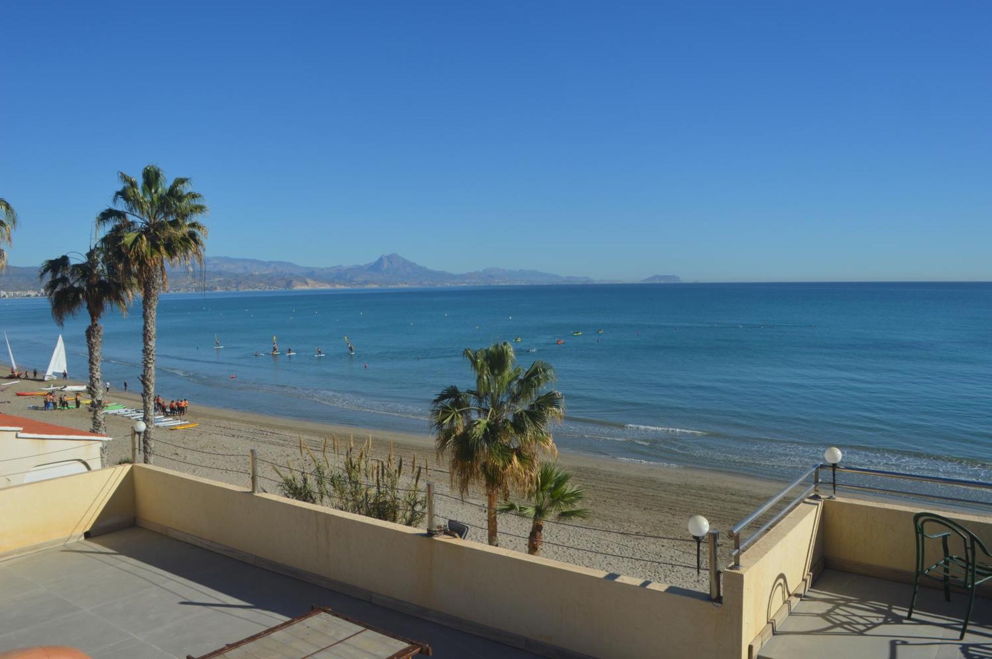 Espectacular Apartamento A Pie De Playa En Chalet Roquetes Alicante Bagian luar foto
