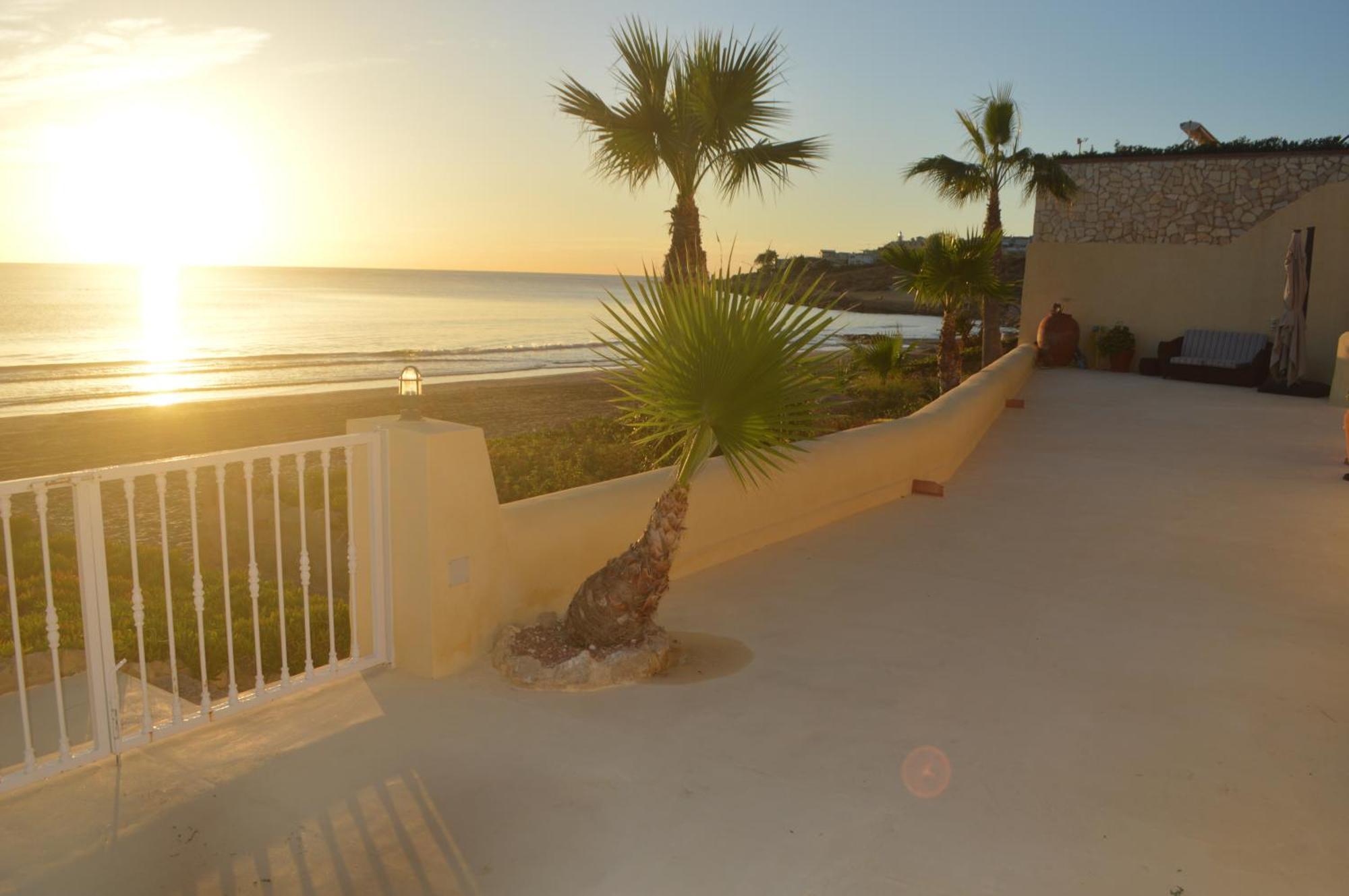 Espectacular Apartamento A Pie De Playa En Chalet Roquetes Alicante Bagian luar foto